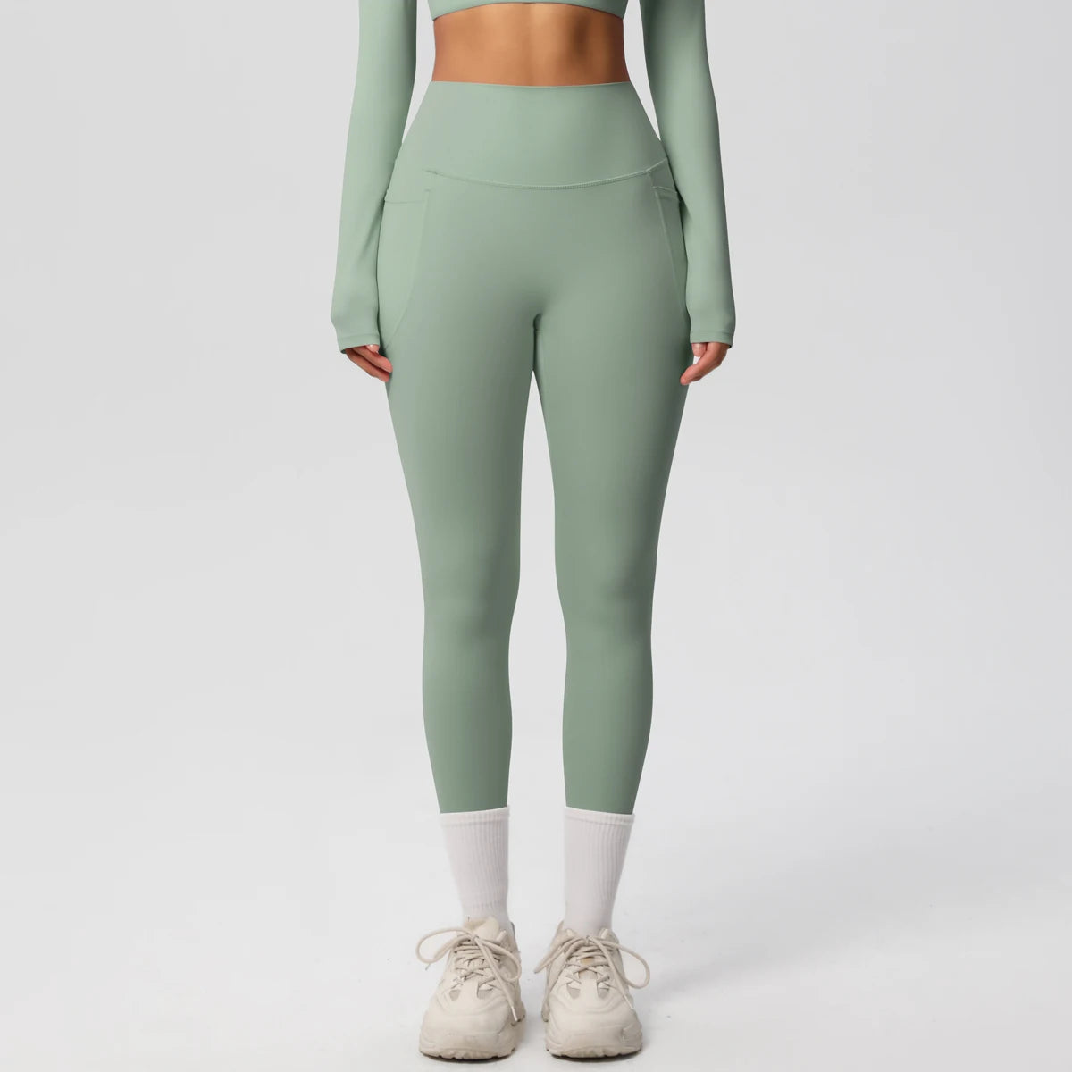 Leggings with pockets