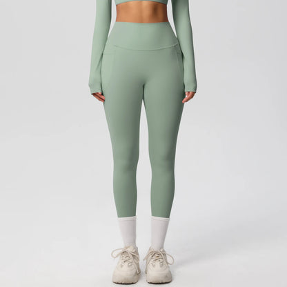 Leggings with pockets