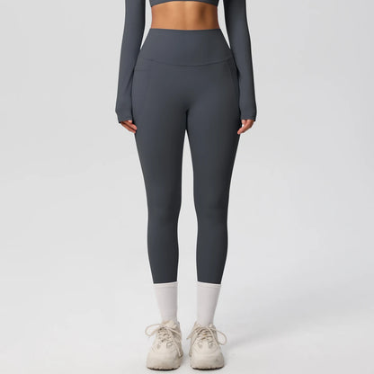 Leggings with pockets