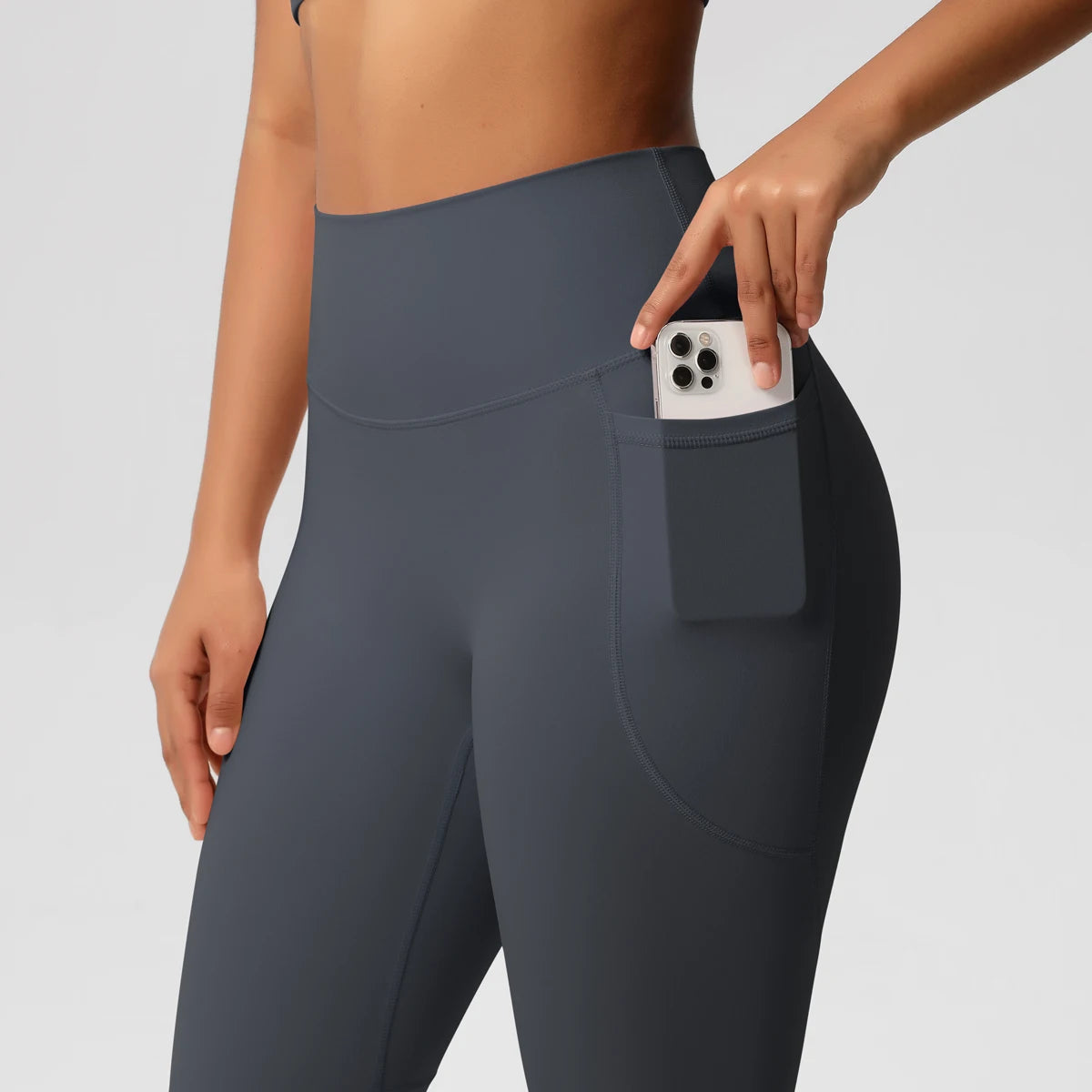 Leggings with pockets