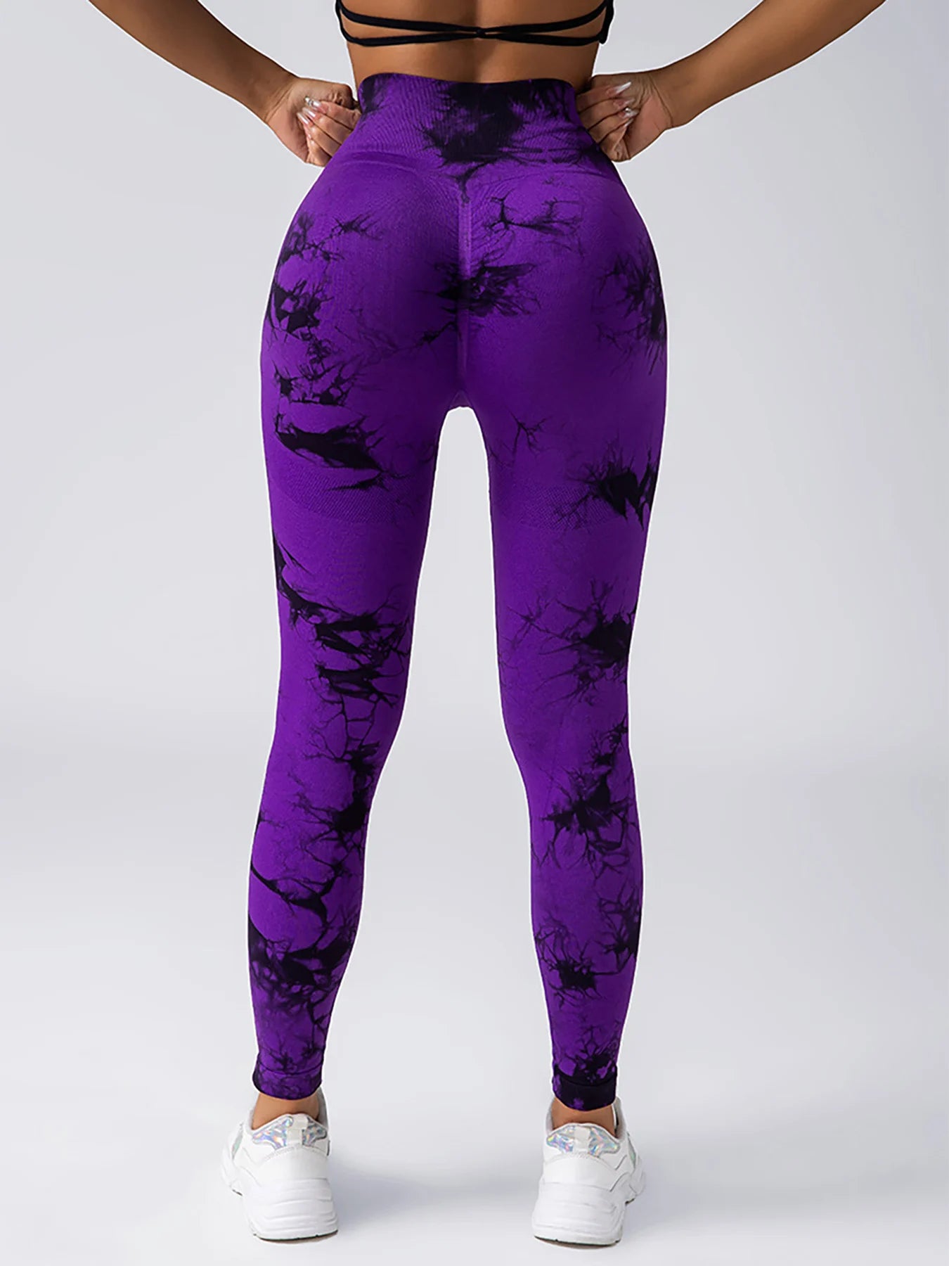 Wide-waisted leggings